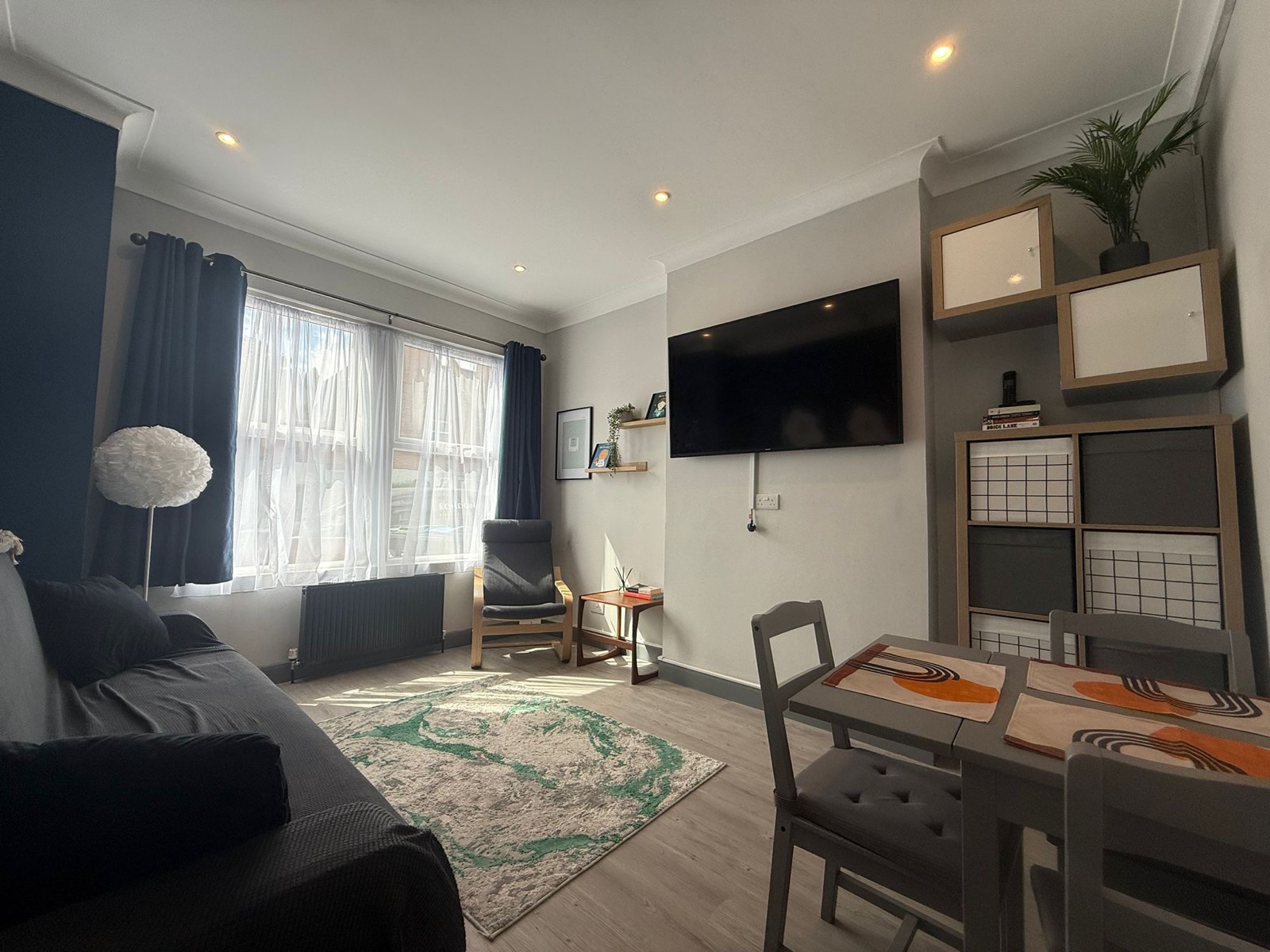 The living and dining room at Northborough House
